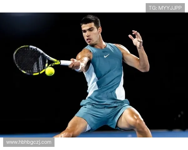 阿尔卡拉斯晋级澳网32强稳进