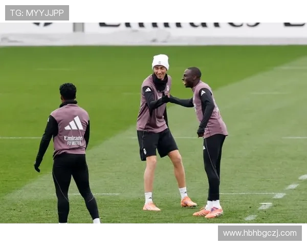 门迪右侧坐骨受伤力争马德里复出 门迪右侧坐骨受伤力争马德里复出