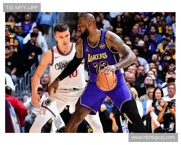 詹姆斯单核制胜创八纪录